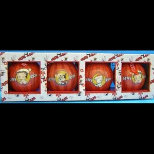 NIB Betty Boop decoupage large Christmas ornament balls